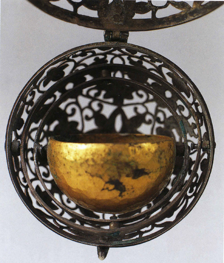 國家寶藏 葡萄花鳥紋銀香囊 国家宝藏葡萄花鸟纹银香囊手办盲盒！开箱